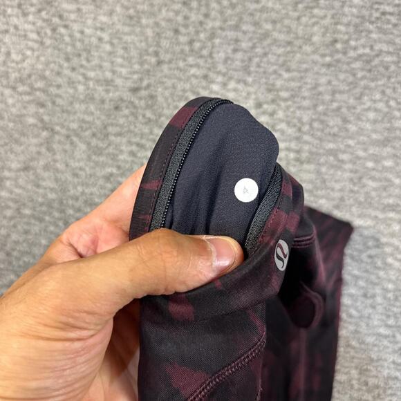 Burgundy and black lululemon leggings - Picture 4 of 4